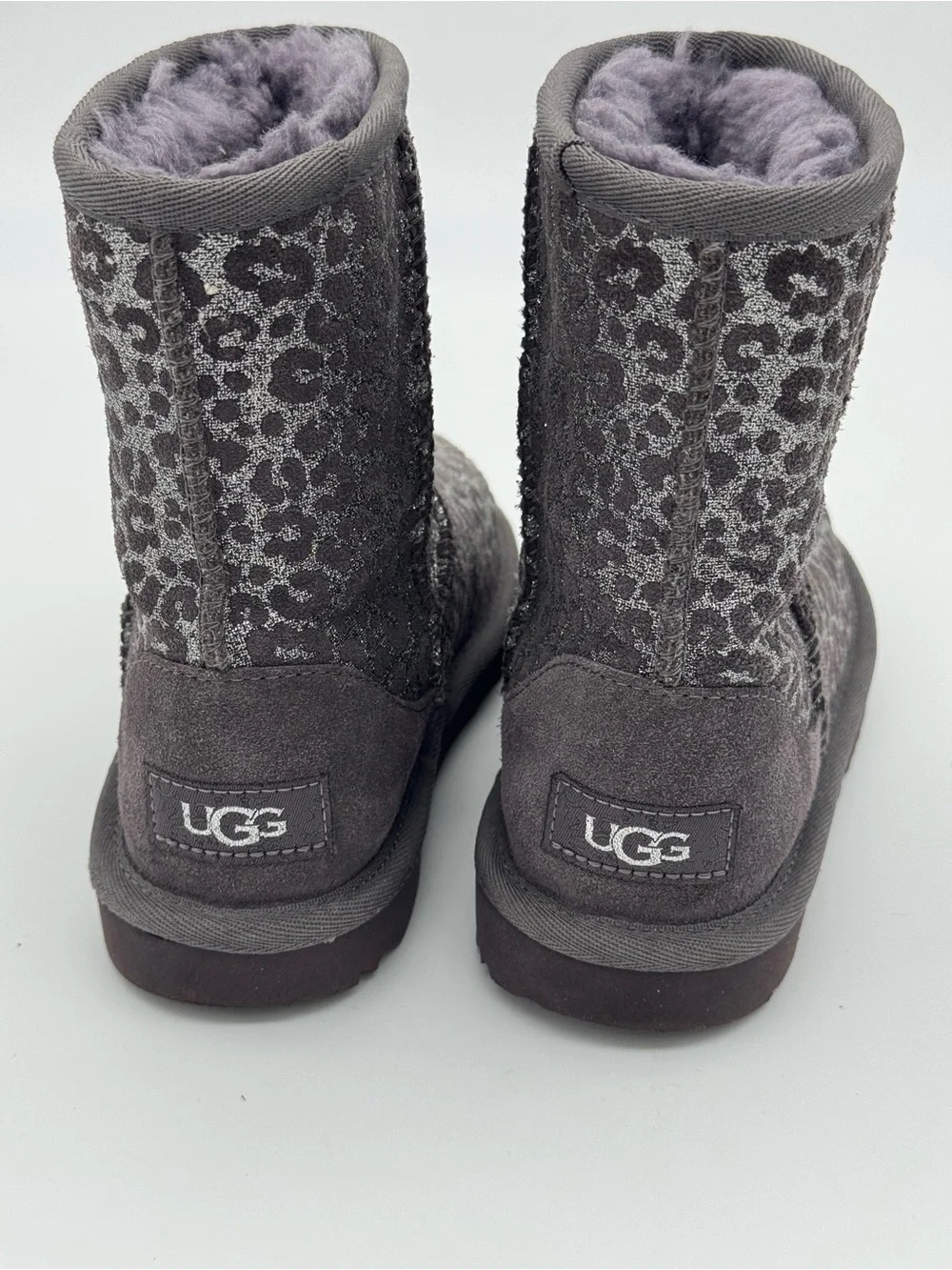 UGG Classic II Glitter Leopard winter boots girls size 1 leather shearling kids